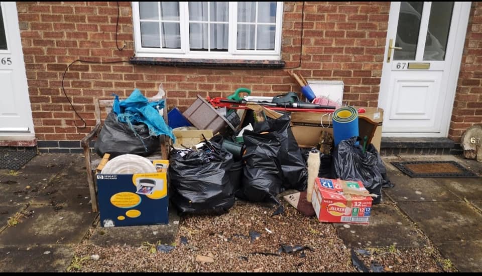Rubbish Collection services in Round Green