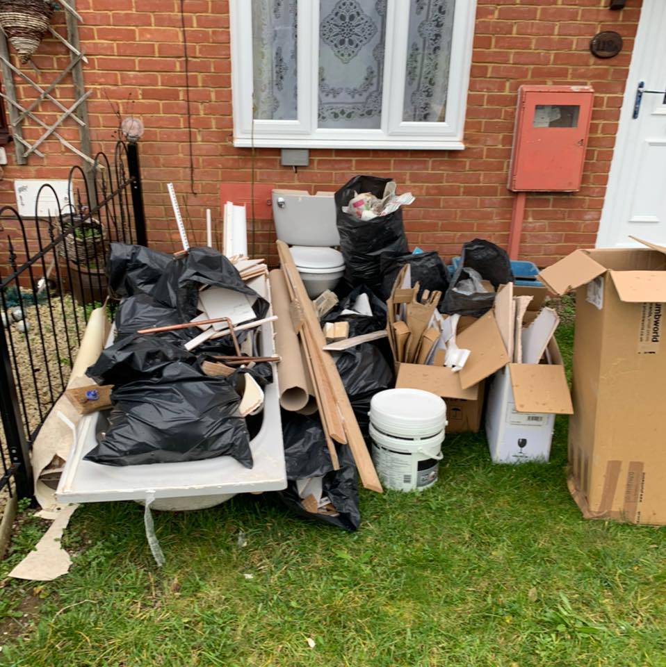 Professional Waste Collection in Goldington