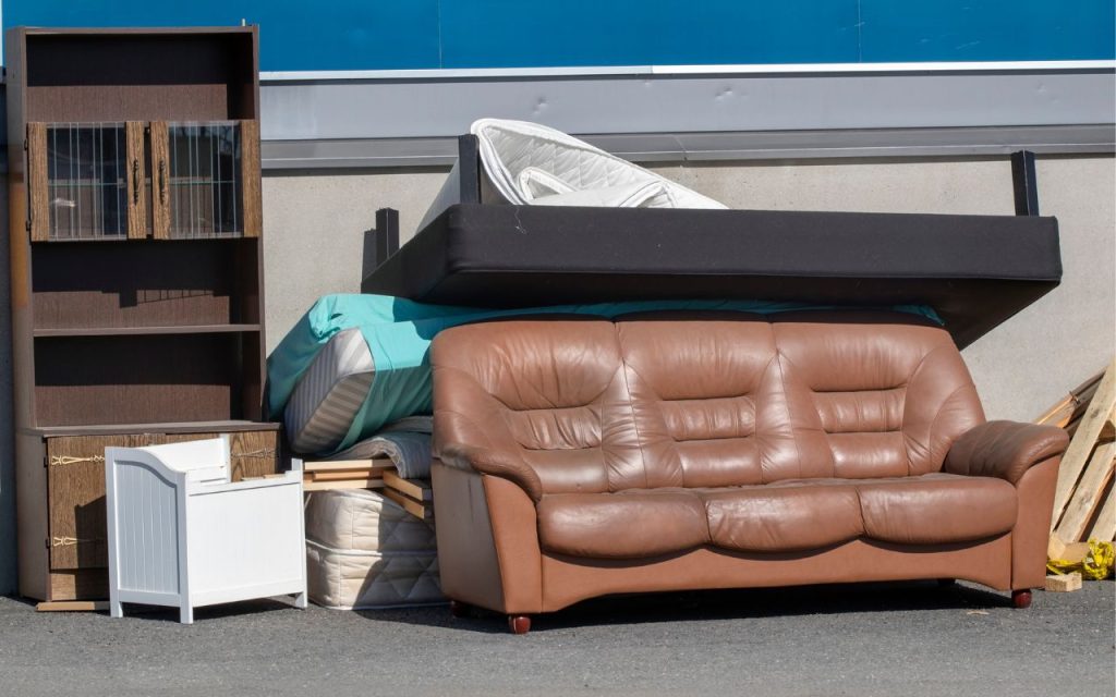 Professional Furniture Removal in Upton